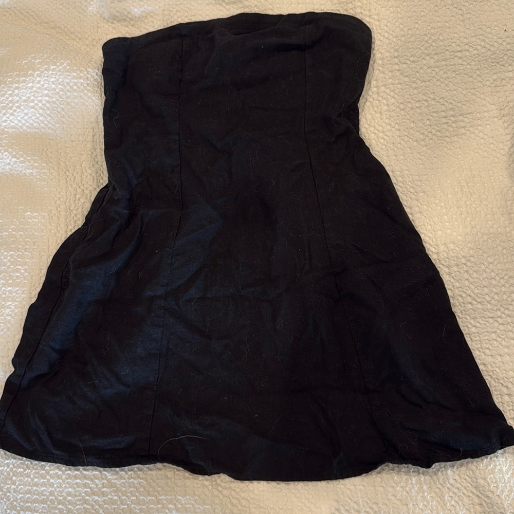 Black strapless linen dress
